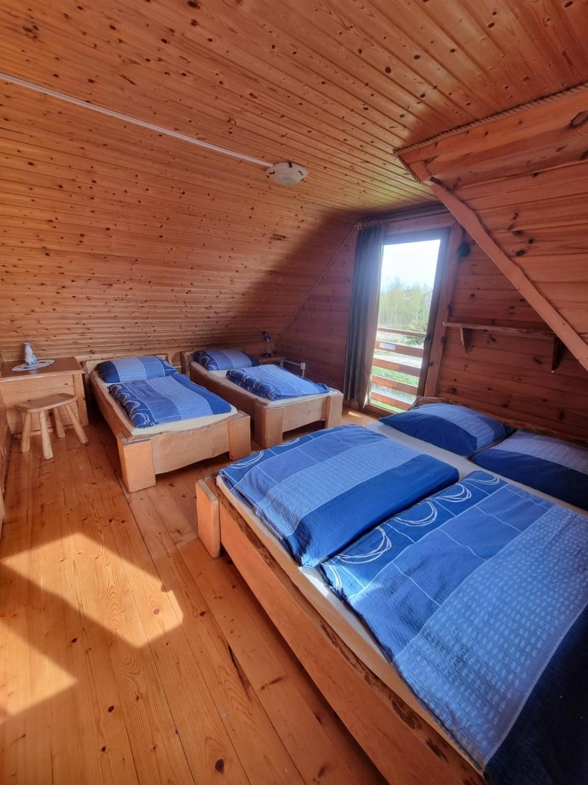 Apartamentowe Domki Drewniane Colorado Villa Karwia Exterior photo